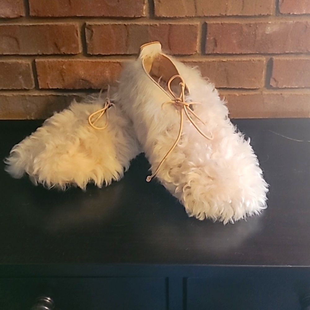 Tory Burch Evan Bootie Mongolian Shearling /Leather size 9US